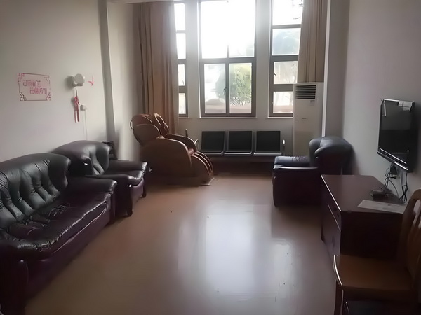 太阳的距离.A